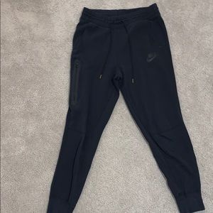 Nike black joggers